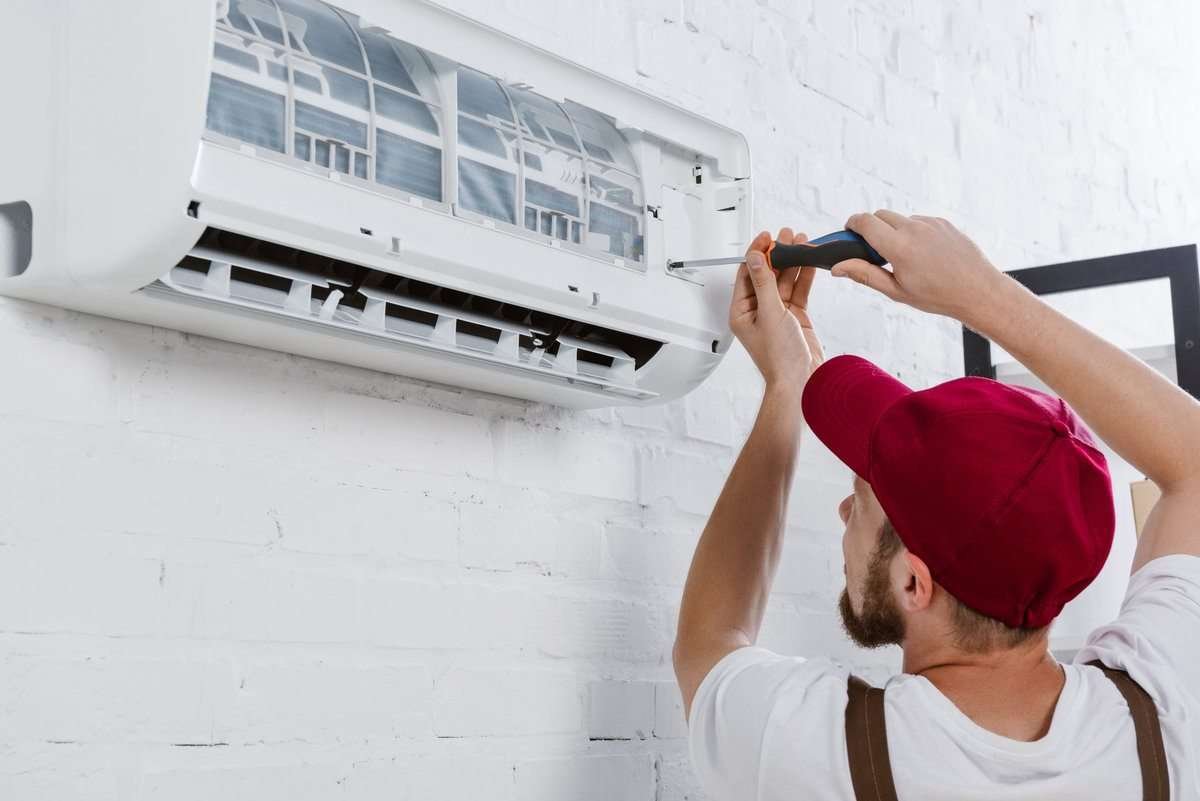 Some-Of-The-Mistakes-That-You-Are-Making-With-Your-Air-Conditioner.jpg Some-Of-The-Mistakes-That-You-Are-Making-With-Your-Air-Conditioner.jpg